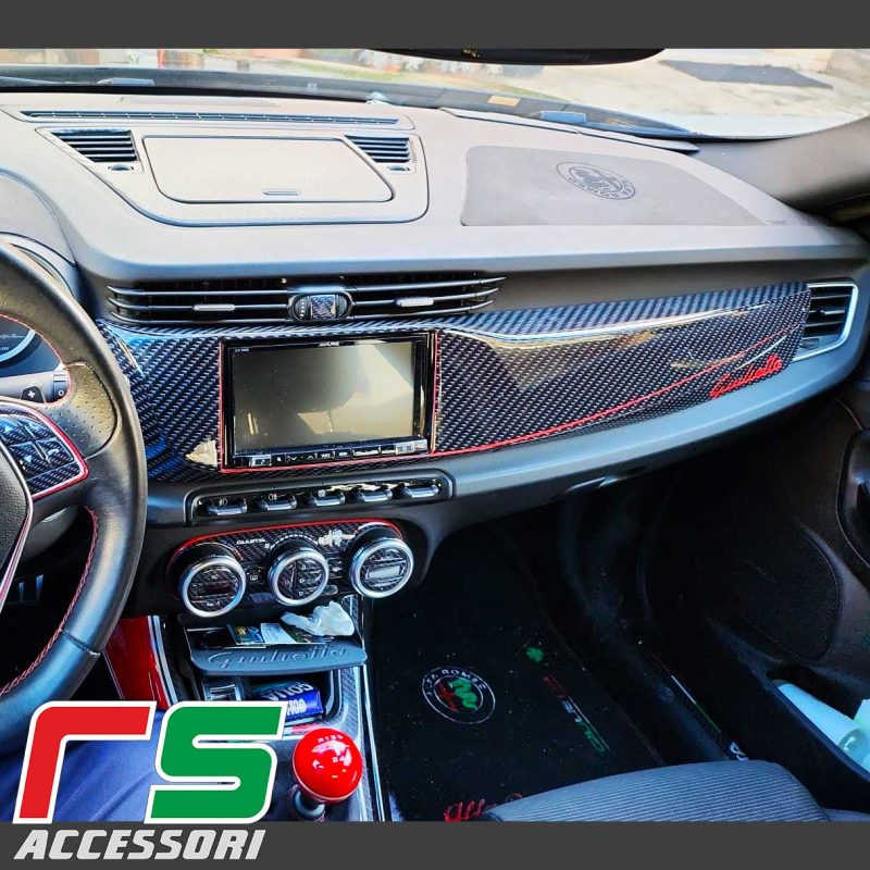 Alfa Romeo Giulietta ADESIVI resinati plancia 2 din aftermarket
