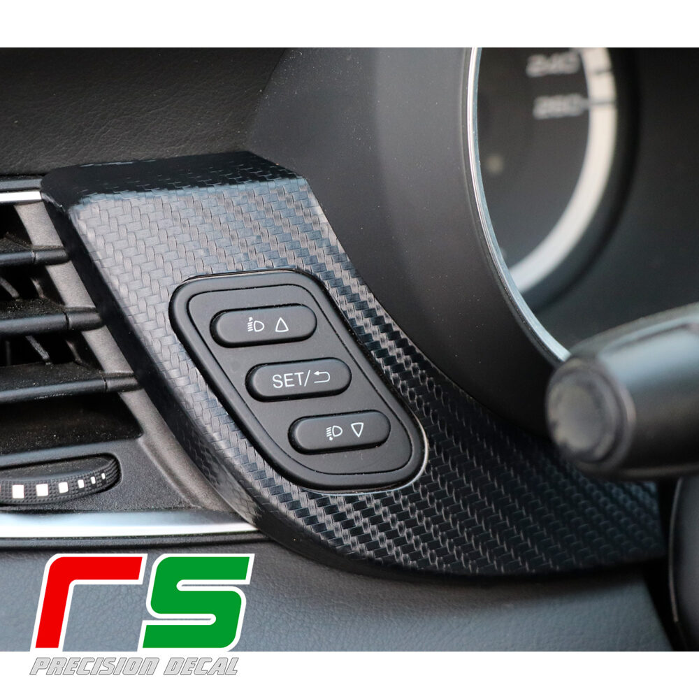 Alfa Romeo Giulietta carbon look sticker dashboard - Image 3