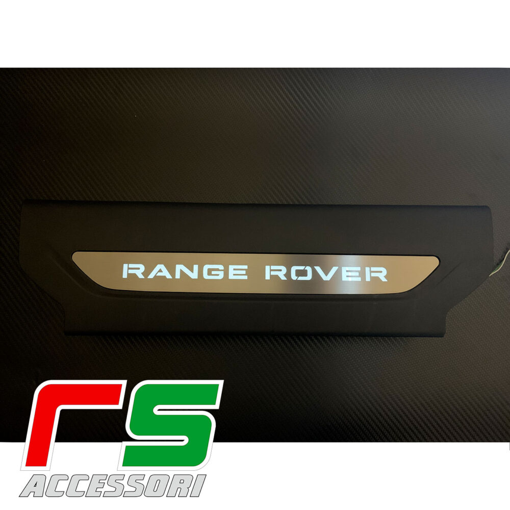 esempio di montaggio range rover velar