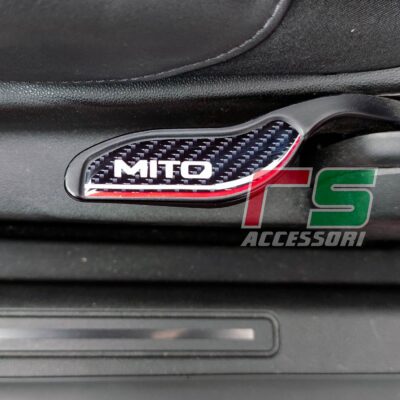 Alfa Romeo Mito RESINAT-KLEBER schwarz Sitzaufsatz 