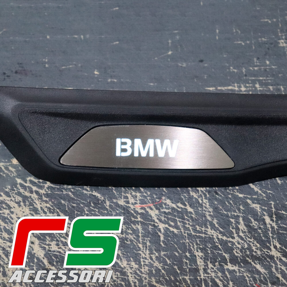 soglia battitacco illuminato bmw serie 3 F30 F31 acciaio inox - immagine 6