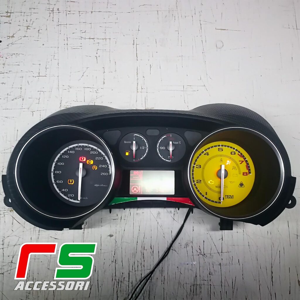 instrument panels Alfa Romeo Mito Giulietta petrol Scuderia Ferrari